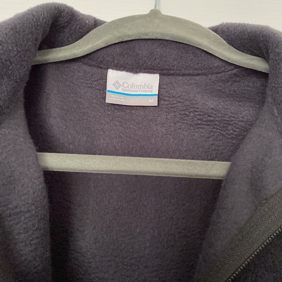 Black Columbia Vest- M - Picture 2 of 4